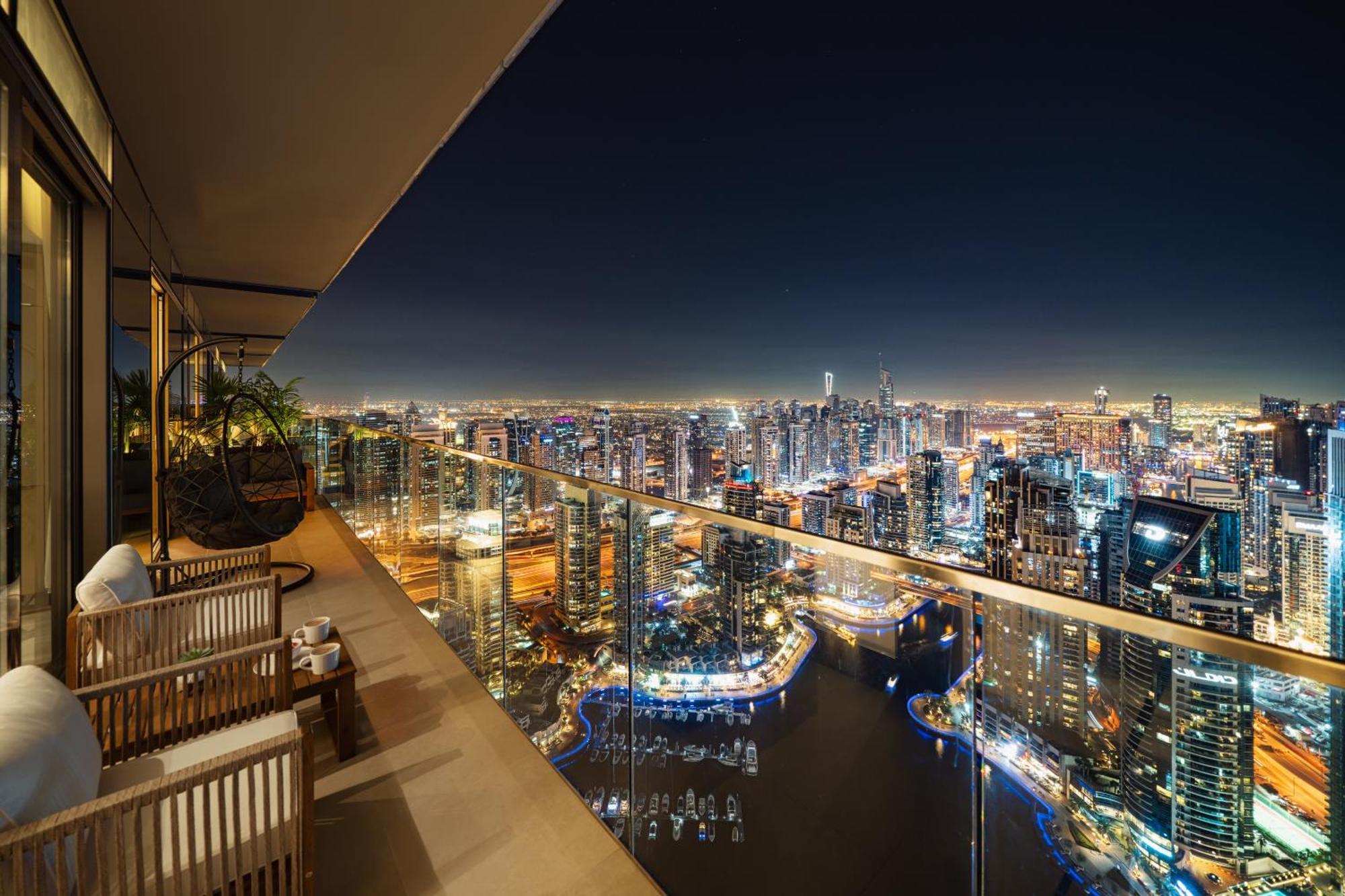 Apartment Marina Gate Luxury Full Marina & Sunset Sea Views