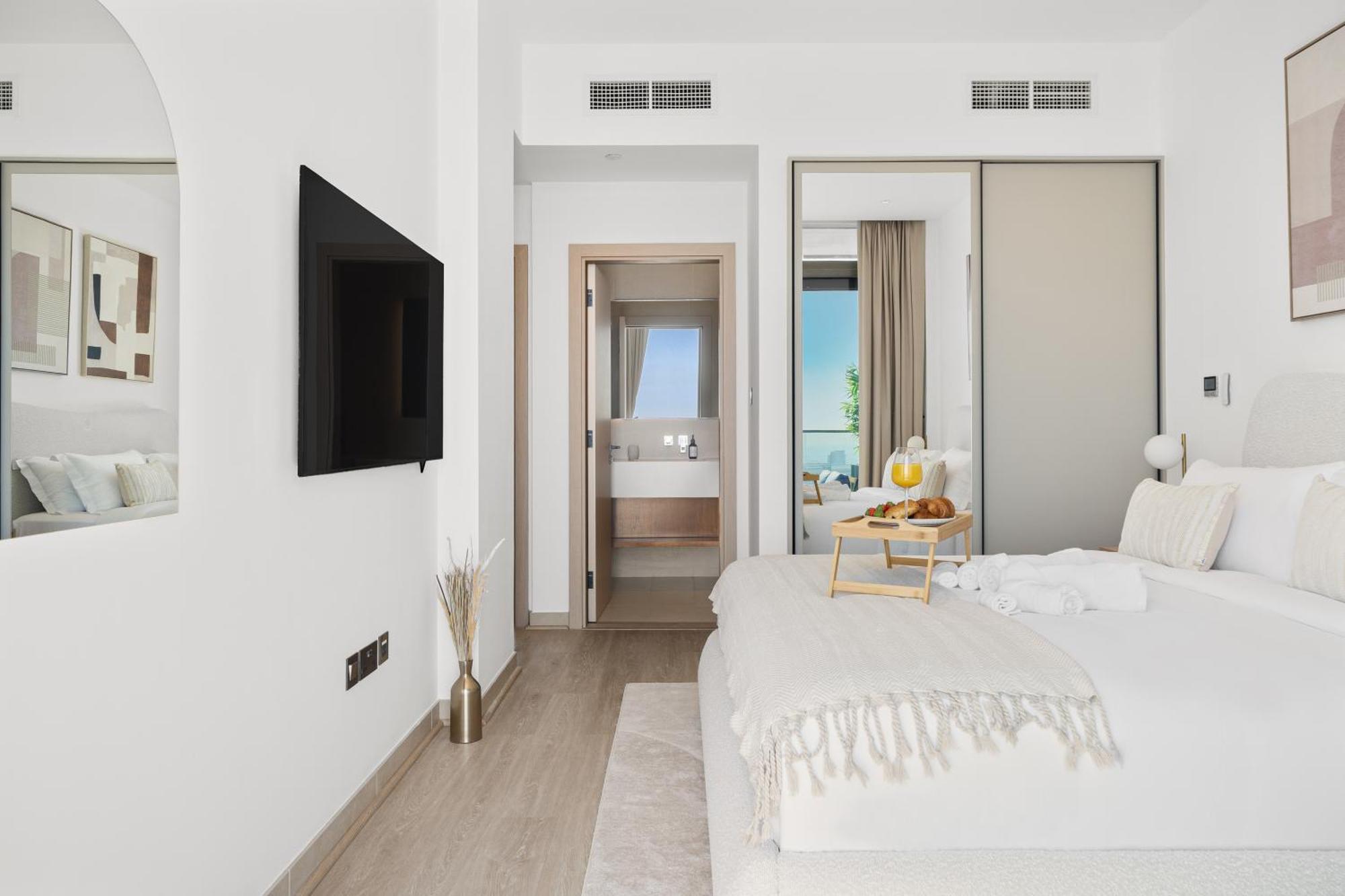 Marina Gate Luxury Full Marina & Sunset Sea Views